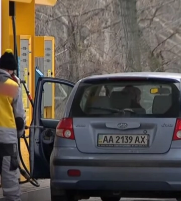 Стартують від 25,58 гривень: АЗС змінили ціни на бензин, дизель та автогаз у Київській області наприкінці травня