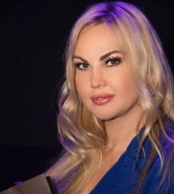 Камалія показала понівечену квартиру сестри в результаті атаки на Київ