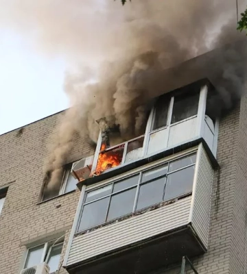Є постраждалі: у Дніпрі в дев’ятиповерхівці горіла квартира