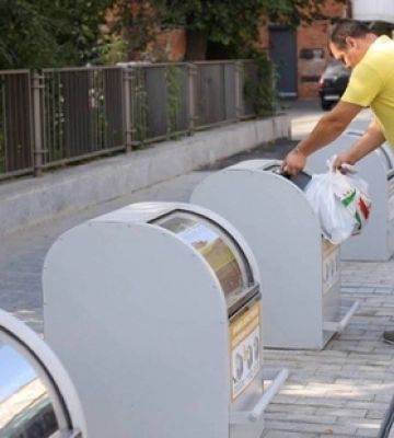 У Луцьку облаштують 11 підземних контейнерів для сміття 