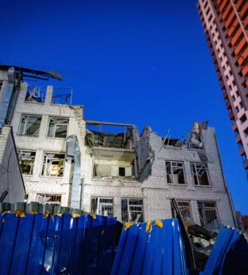 &quot;Пытались попасть в закрытое укрытие&quot;. Полиция открыла дело после гибели людей в Киеве