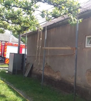 У Великому Березному сталася пожежа у прибудові, будинок врятували