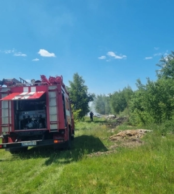 Горіли поля: волинські рятувальники погасили 5 пожеж за день 