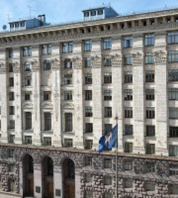 Правоохоронці проводять обшуки у КМДА через закрите укриття, біля якого загинули люди, - ЗМІ