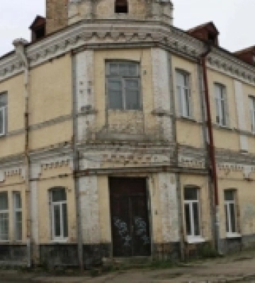 Луцькі депутати не підтримали пропозицію активістів провести архітектурний конкурс у Гостинному дворі Прайзлерів