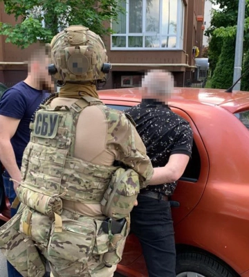 СБУ викрила схему з продажу до РФ стартерів для локомотивів: перекидали напряму через кордон (ФОТО)