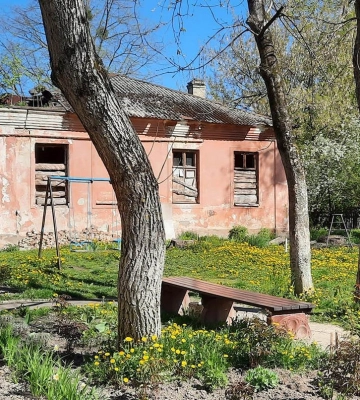 Чи заплатить переможець мільйони за розвалену будівлю в центрі Рівного?