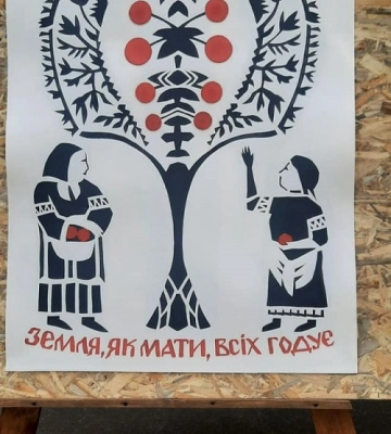 Краса українських традицій: у Миколаєві влаштували свято творчості з нагоди Всесвітнього дня вишиванки