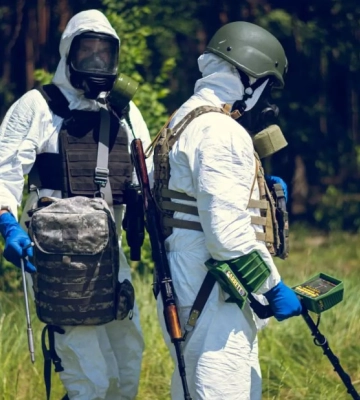 На Сумщині рятувальники відпрацьовували дії на випадок застосування ворогом зброї масового ураження (відео)