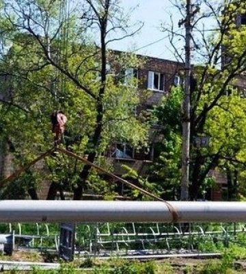 Загарбники у Маріуполі монтують обладнання для посиленого моніторингу мобільних мереж