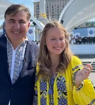 Нардепка Ясько призналась, что родила от Саакашвили: это его украинские корни и продолжение Нардепка Ясько призналась, что родила от Саакашвили: это его украинские корни и продолжение