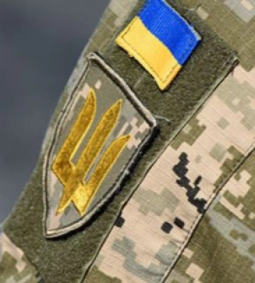 У Запоріжжі  військового не пустили до пляжного комплексу через форму ЗСУ. Відео