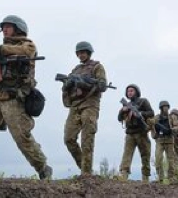 Генштаб: РФ наступает на линии Купянск — Сватово — Кременная, бомбит под Бахмутом — карта