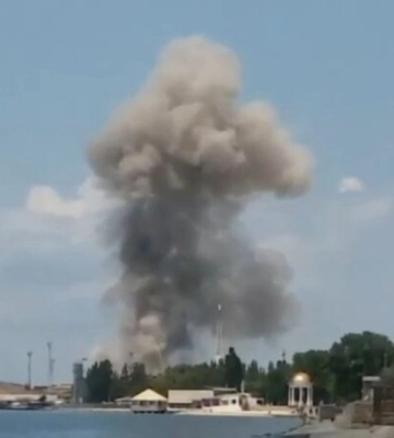 Після вибуху в окупованому Бердянську з місцевого порту виходять кораблі – МВА