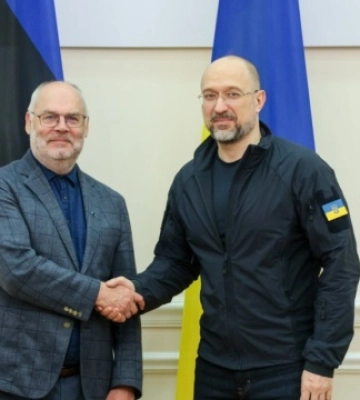 У Київ з візитом прибув президент Естонії: політик уже зустрівся з Зеленським. Відео