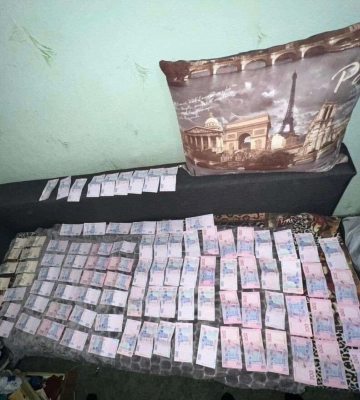 У Дніпрі у чоловіка відібрали велику суму грошей, погрожуючи пістолетом