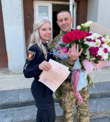 Військовий з Волині, який був у російському полоні 340 днів, одружився. ФОТО