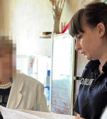 Инвалидность для уклонистов: в Запорожье врача разоблачили на взятках