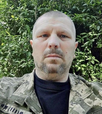 Хотів відвідати родину - і раптово помер. На Рівненщині попрощаються з воїном Ігорем Чудіком