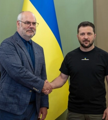 Президент Естонії у Києві, окупанти вдарили по багатоповерхівці у Комишувасі. Головне за 2 червня