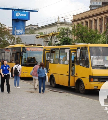 Одна з вулиць Дніпра закрита для руху трамваїв. Як рухатиметься транспорт