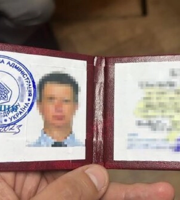 Затримано чинного посадовця Херсонської ОВА, який у період окупації міста працював на ворога, - СБУ. ФОТОрепортаж