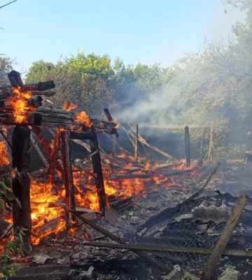 У селі на Рівненщині так горіло, що приїхало дві автоцистерни