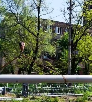 Загарбники у Маріуполі монтують обладнання для посиленого моніторингу мобільних мереж