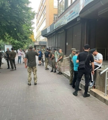 На Волині знову з&#039;явилися телеграм-канали, де «зливають» місця вручення повісток