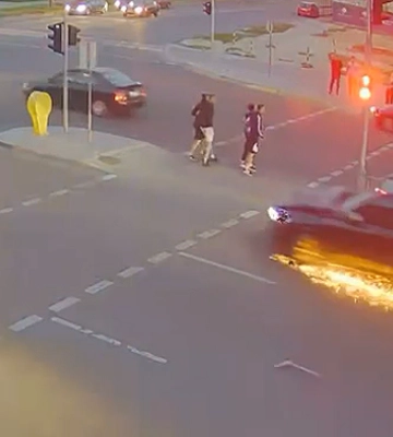 Водій BMW Х5, який зніс огорожу на Соборності, відновить її за власні кошти