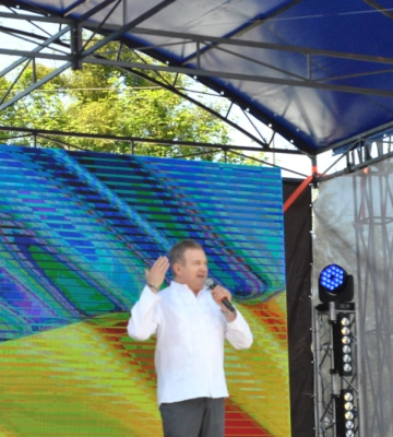 Олександр Пономарьов та Михайло Хома провели у Полтавській політехніці благодійний концерт на підтримку ЗСУ