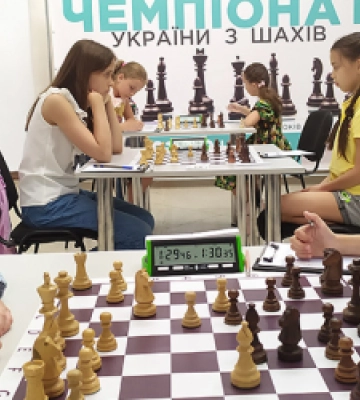 У Львівському Палаці мистецтв стартував Чемпіонат України з шахів серед юнаків та дівчат до 10 років.