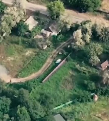 На Херсонському напрямку бійці ЗСУ нищать ворожі позиції. ВIДЕО