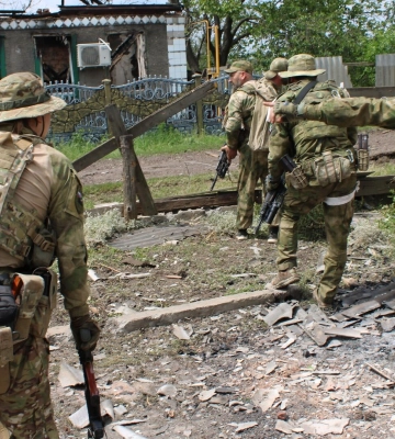 10 организаций “промывают мозги” украинским детям на ВОТ — что известно, рассказал мэр Мелитополя