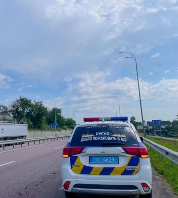 Біля АЗС на Рівненщині водії влаштували перегони