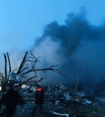 Росіяни вдарили по передмістю Дніпра: кількість постраждалих зросла до 13, серед них троє дітей, під завалами люди. ВІДЕО+ФОТОрепортаж (оновлено)