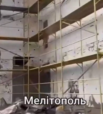 В Мелитополе оккупанты выгнали предпринимателей из завода и вывозят все из Дворца творчества (видео)