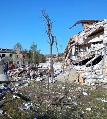 Щойно виповнилося 2 рочки: у Дніпропетровській області з-під завалів дістали тіло дитини. Постраждалих уже 22