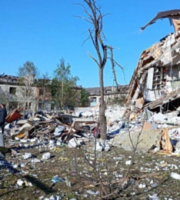 Из-под завалов дома на Днепропетровщине достали тело девочки