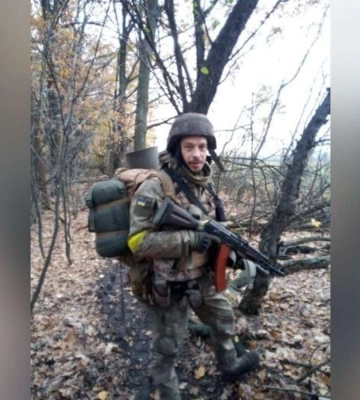 Зупинилося серце воїна: на Дніпропетровщині попрощаються з молодшим сержантом 66-ої ОМБр Удачиним Андрієм