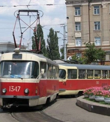 У Дніпрі сьогодні кілька трамваїв змінять схеми руху