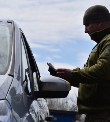 Львівська ОВА надала 32 тисяч дозволів для виїзду за кордон через &quot;Шлях&quot;, - &quot;Наші гроші&quot;
