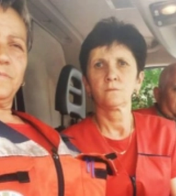 На Закарпатті 16-річна дівчина народила свою третю дитину у кареті «швидкої»