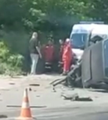 Під Києвом сталася серйозна ДТП із перекиданням, відео