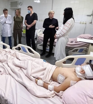 Множинні травми та переломи: з&#039;явилися дані про стан дітей, що постраждали від удару РФ по Дніпропетровщині. Фото