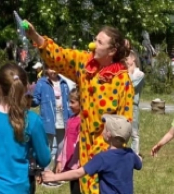 Арттерапія, розваги і молитва: в «Замлинні» на Любомльщині влаштували дітям захопливе свято