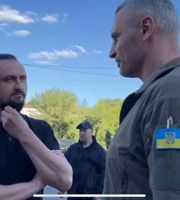 Кличко и Камышин второй день проверяют укрытие Киева, из военной администрации – никто