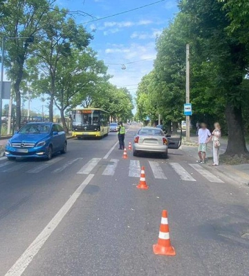 У Львові внаслідок автонаїзду травмована 57-річна жінка (ФОТО)