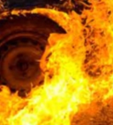 На стоянці у Костополі горів автомобіль