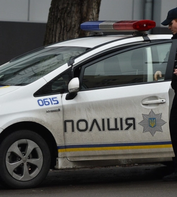 В Киеве задержали мужчину за развращение детей: СМИ сообщили о подозреваемом журналисте